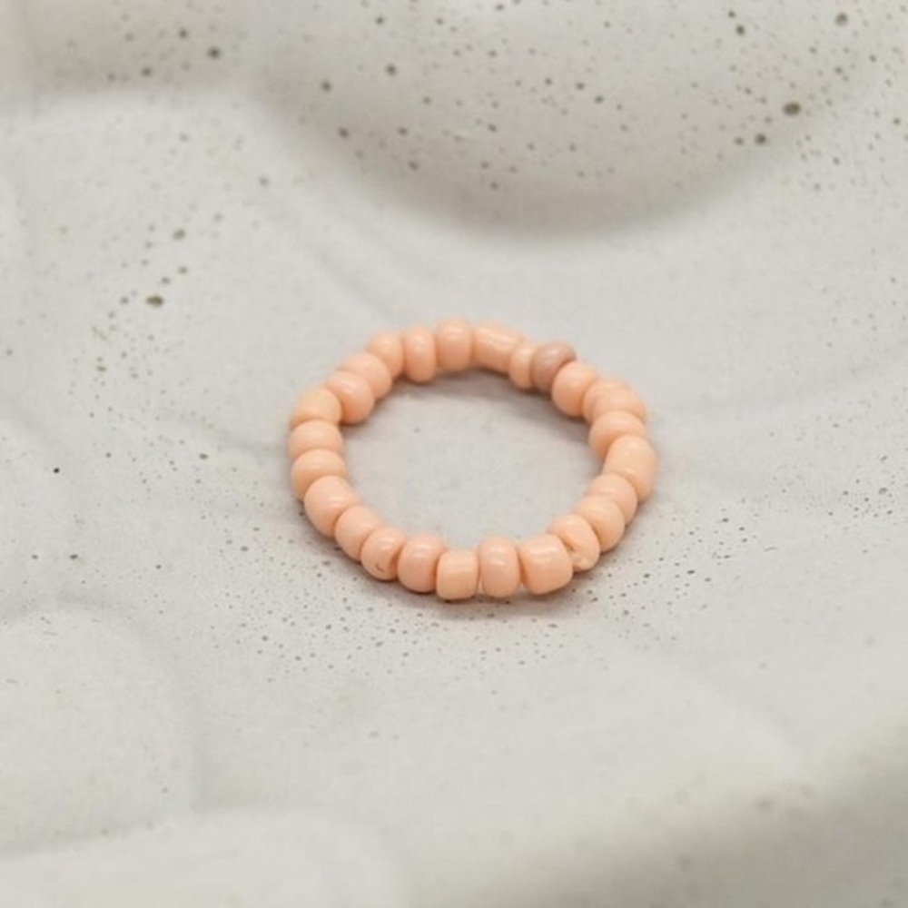 Pink Beaded Ring - Picture 2 of 4